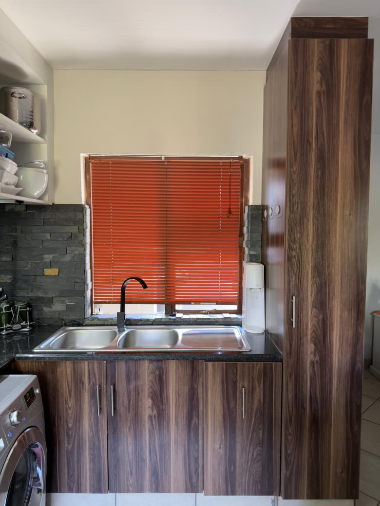 3 Bedroom Property for Sale in Gateway Manor North West